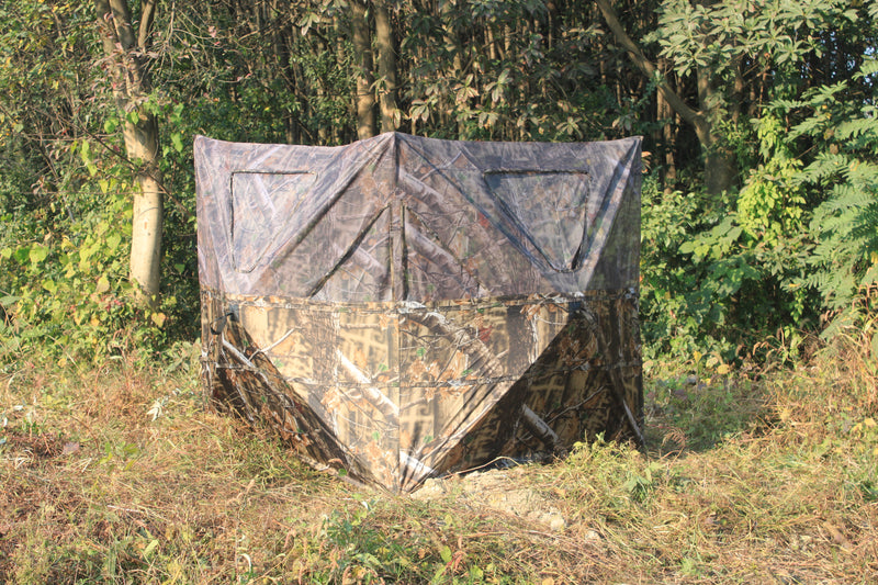 Pop Up Ground Blind for Deer Duck Turkey Hunting Portable Quick Setup Lightweight Brown Ground Peg Included